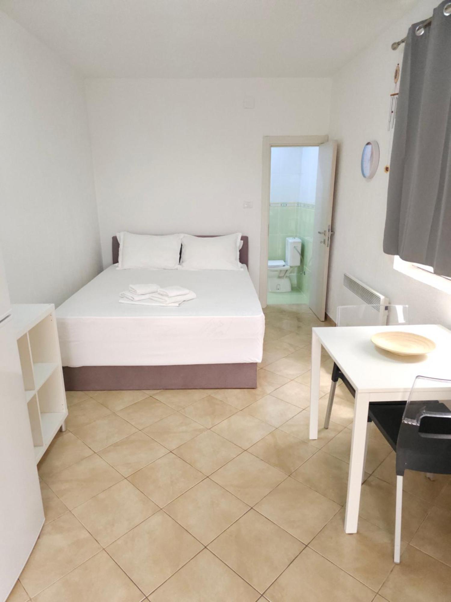 Talija Apartments Krimovica Budva Cameră foto
